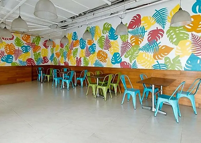 アパート Urban Deca Shaw Towers Edsa Mandaluyong- Elizabeths Place マニラ市