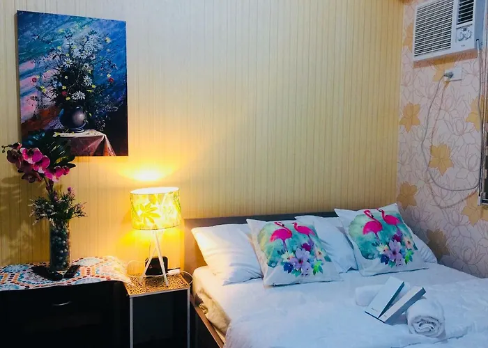 Urban Deca Shaw Towers Edsa Mandaluyong- Elizabeths Place マニラ市